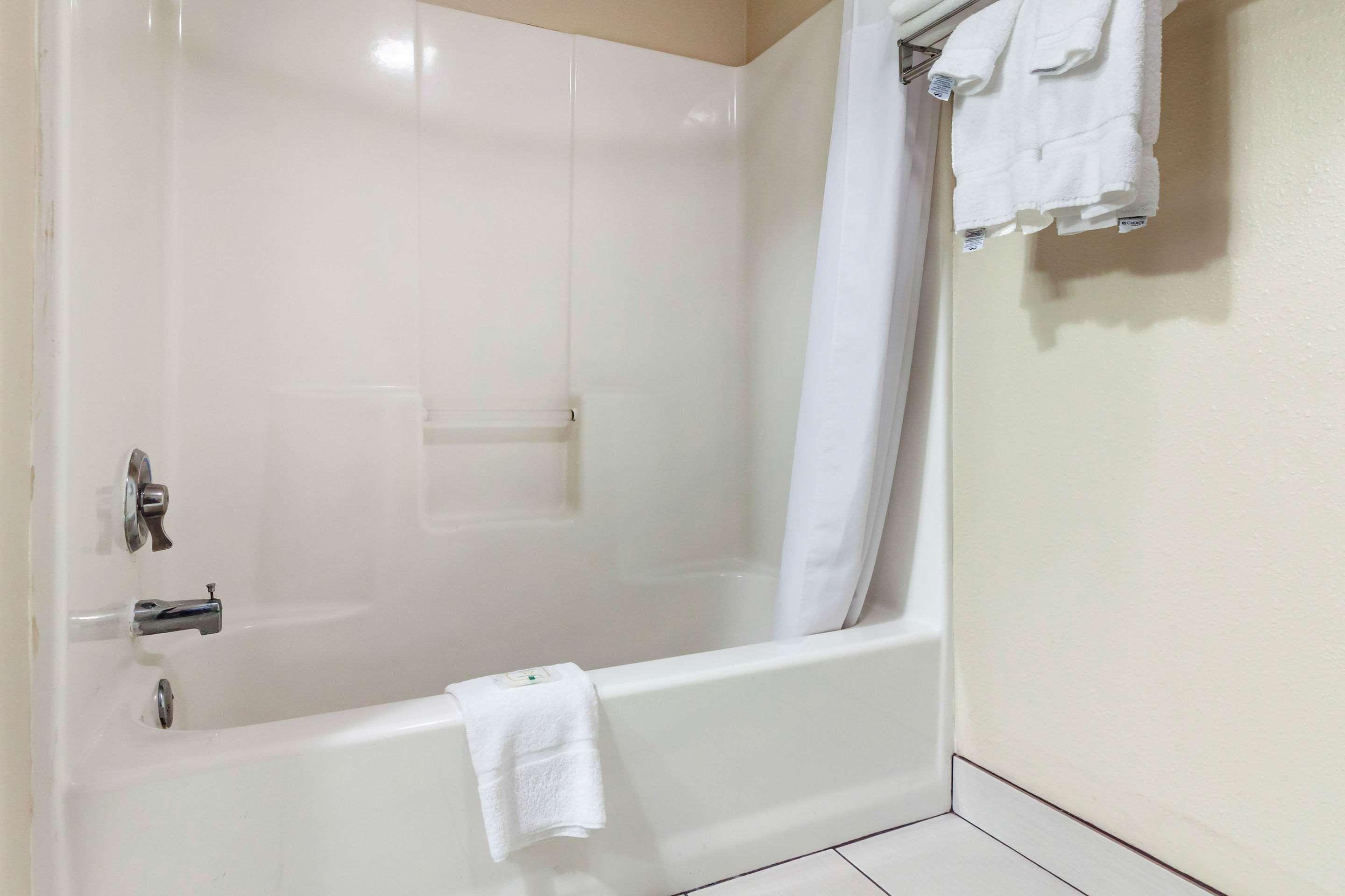 Quality Inn Hays I-70 Luaran gambar